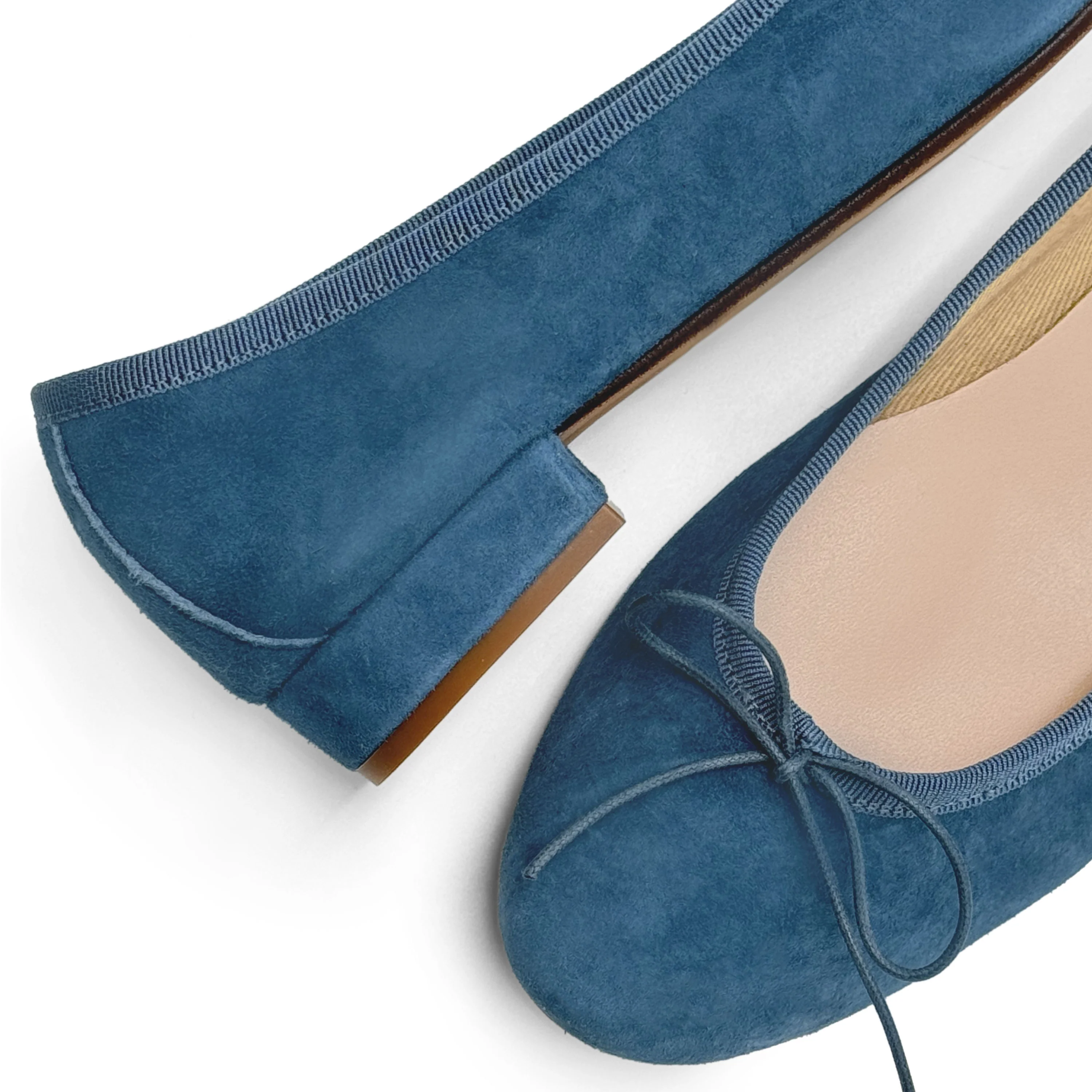 Ballerine con tacco blu ceruleo in camoscio - Image 5