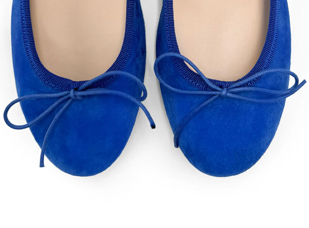 Ballerine con tacco blu elettrico in camoscio - Image 5