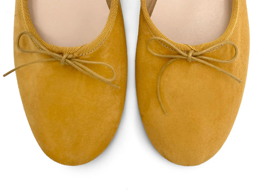 Ballerine "glove shoes" gialle senape accollate in camoscio - Image 6