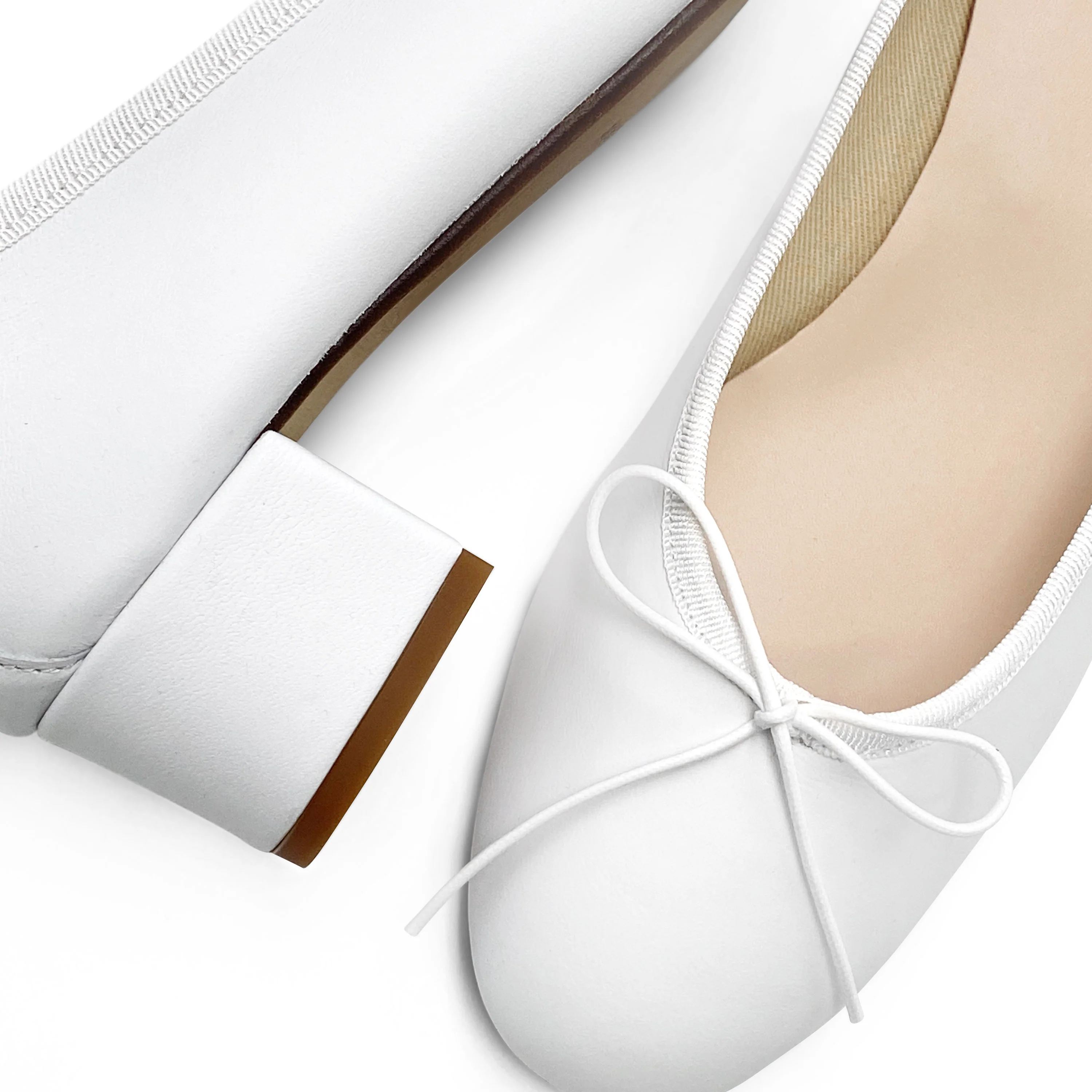 Ballerine in pelle bianca con tacco alto - Image 4