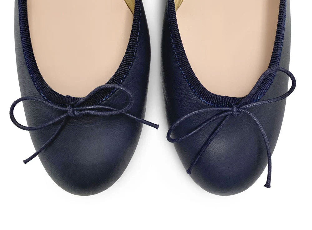 Ballerine in pelle blu con tacco alto - Image 5
