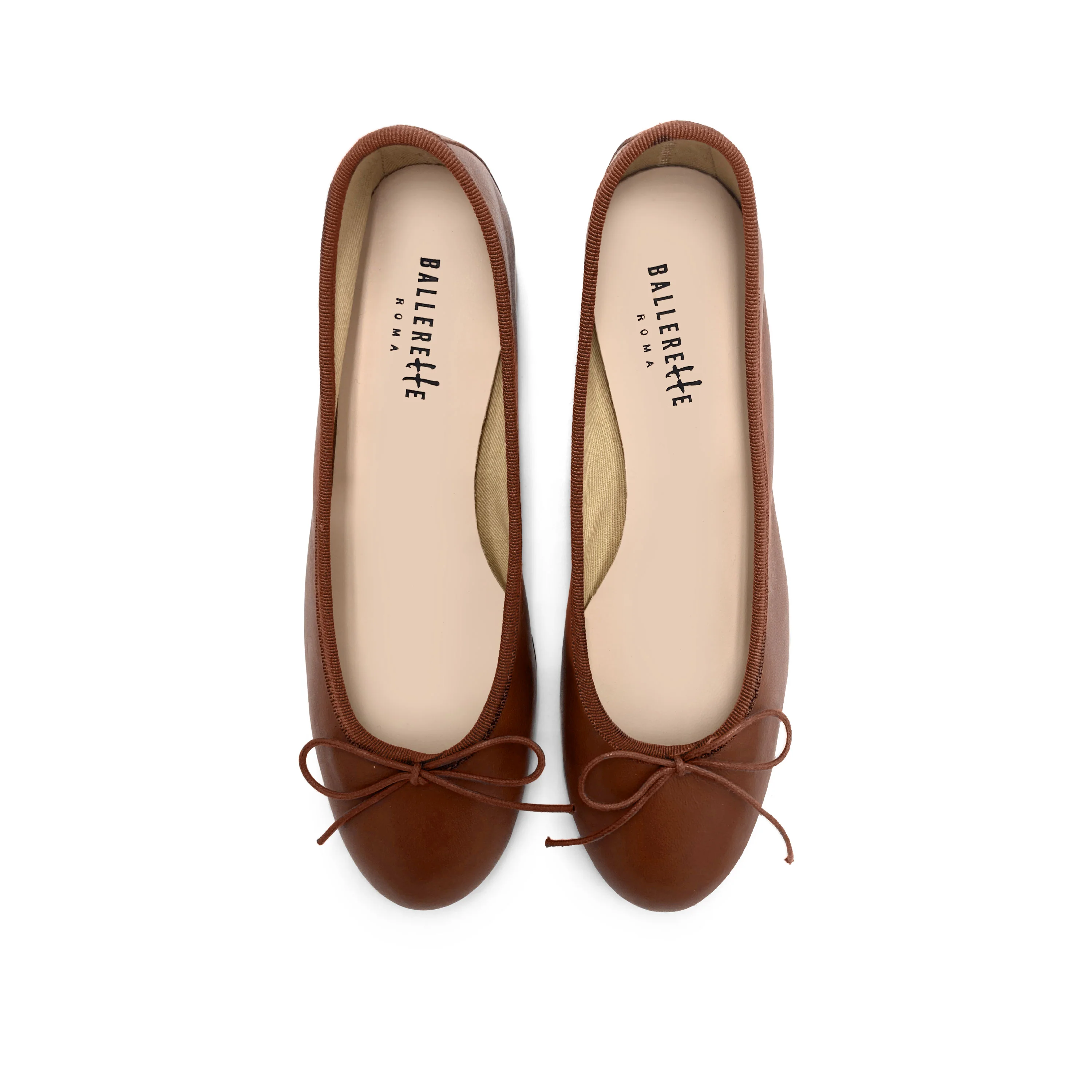 Ballerine in pelle marrone con tacco alto - Image 2