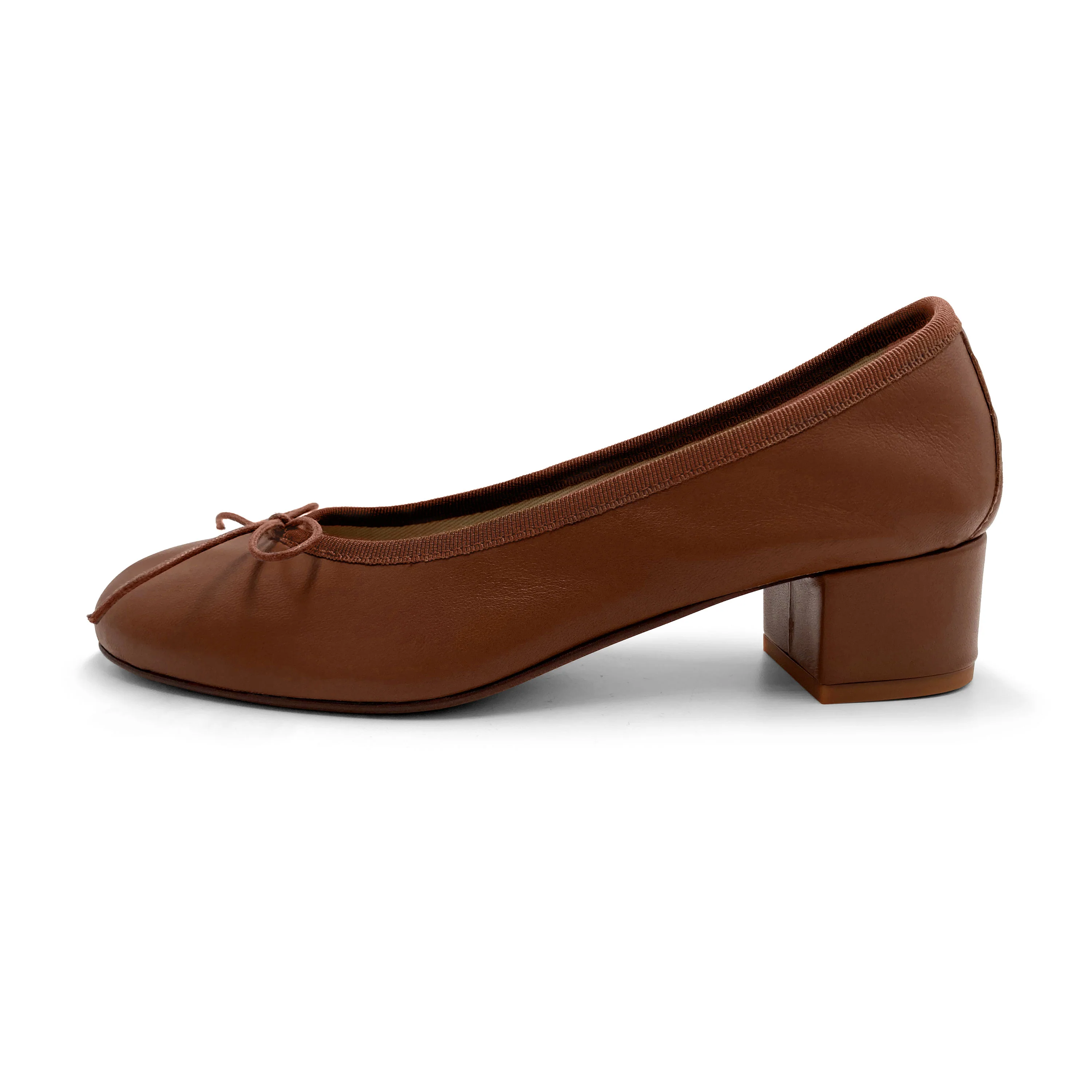 Ballerine in pelle marrone con tacco alto - Image 4