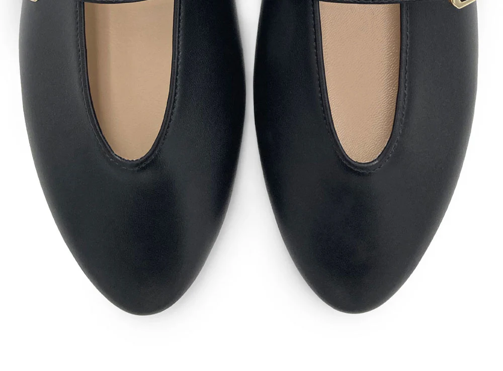 Ballerine nere in pelle con scollo a V e cinturino - Image 6