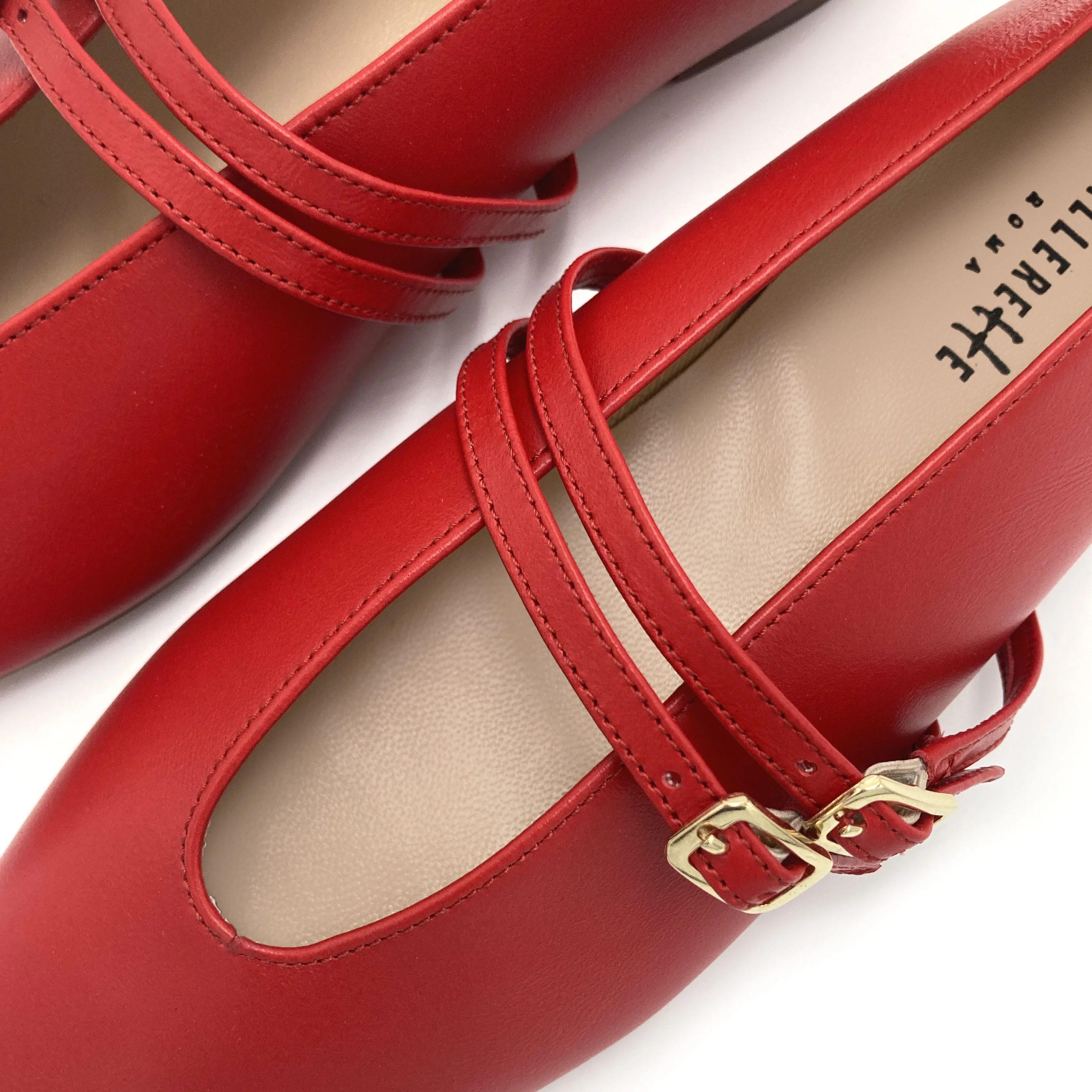Ballerine rosse in pelle con scollo a V e cinturini - Image 3