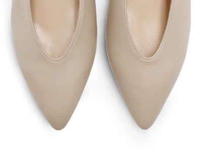 Décolleté beige in pelle con scollo a V - Image 5