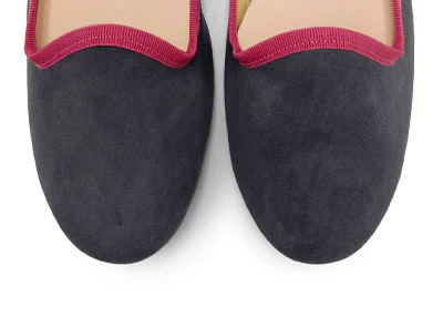 Slippers donna in camoscio grigio fumo e dettagli rosa - Image 5