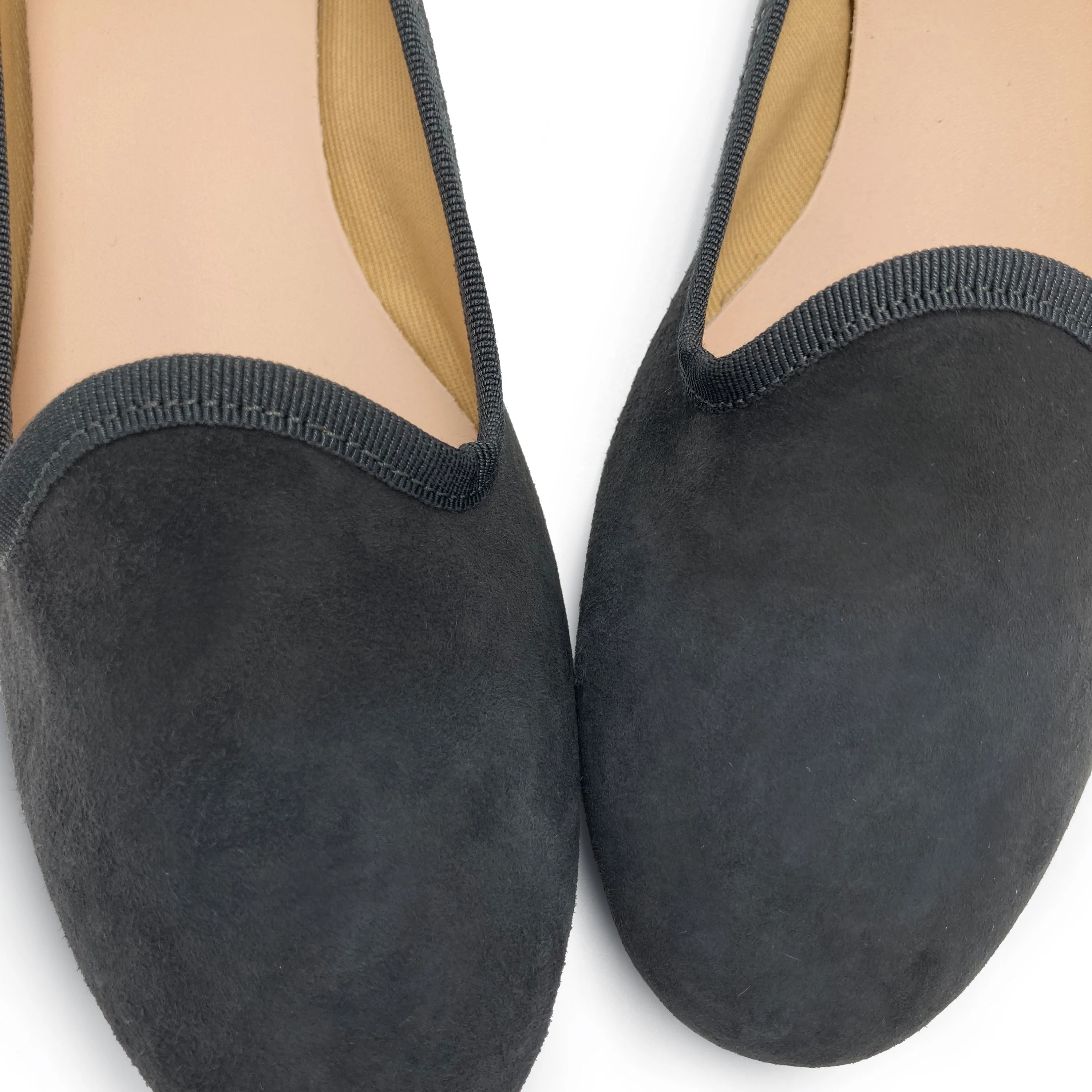 Slippers donna in camoscio grigio fumo - Image 2