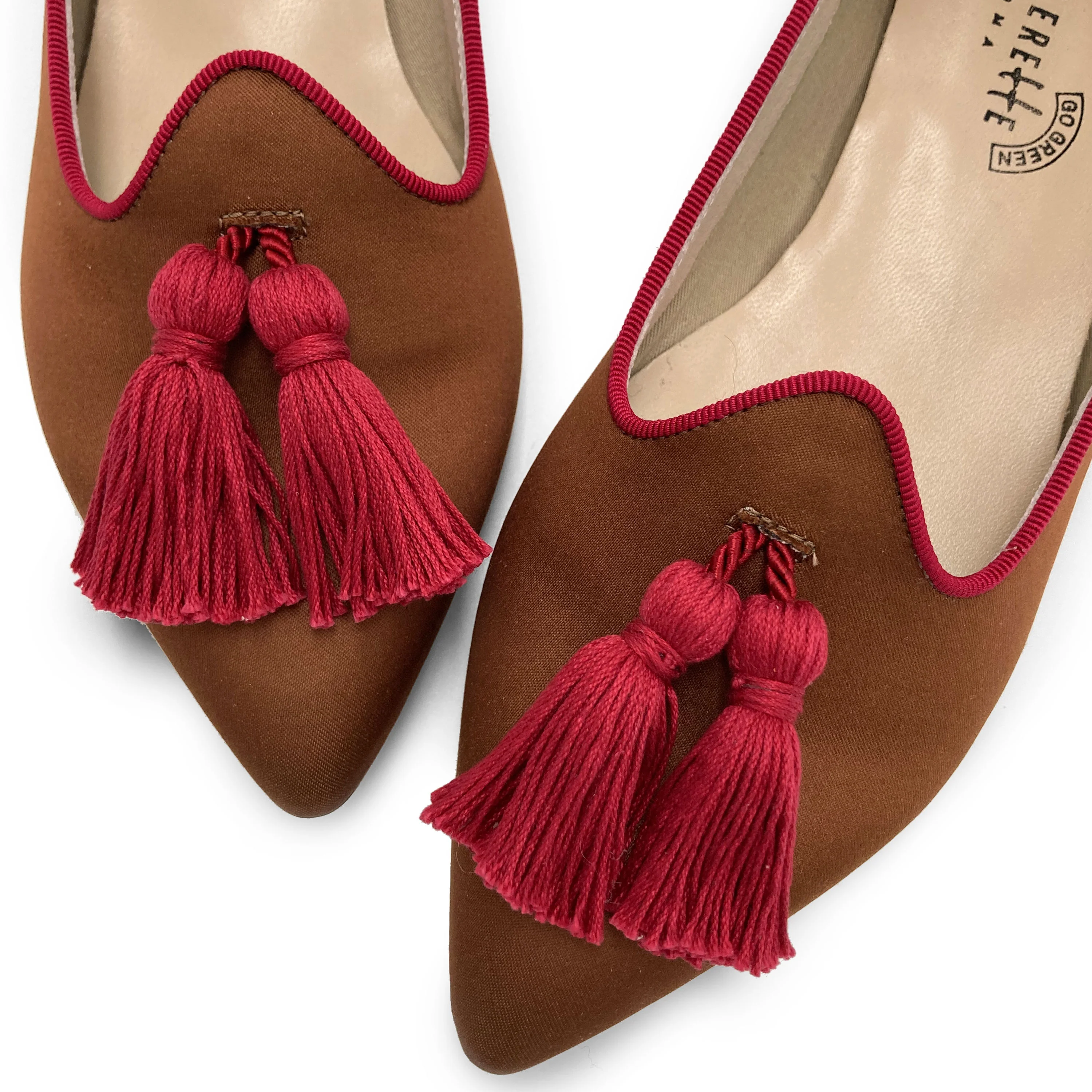 TT Go Green Collection - Mocassini donna marroni in raso eco e nappine fucsia - Image 3